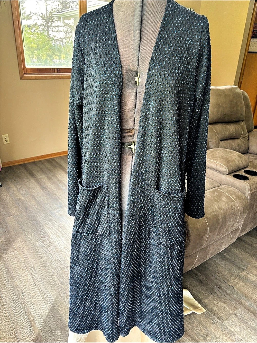 LuLaRoe Textured Open Front Cardigan in Black & Blue Size Medium Like New